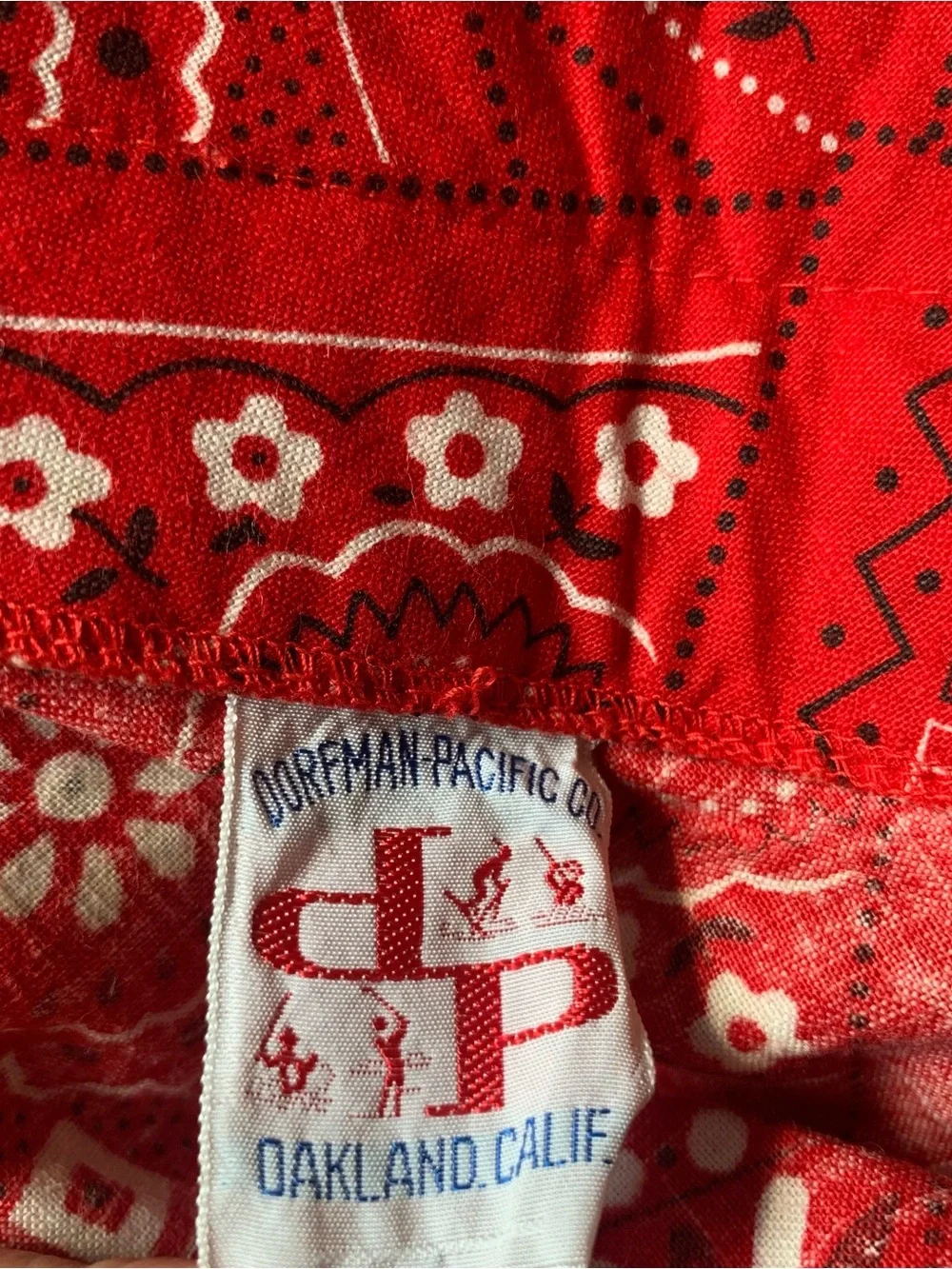 Vintage 70s Dorfman Pacific Co red bandana headkerchief headscarf